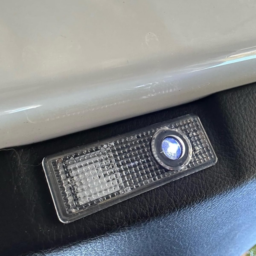 2 BMW welcome car door projector puddle lights - Picture 7 of 7